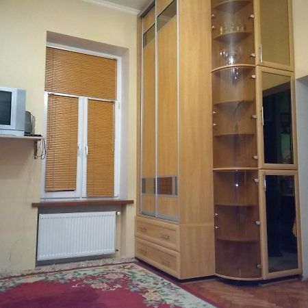 Pleasurable Apartment Near The Khotkevych Palace Lwów Zewnętrze zdjęcie